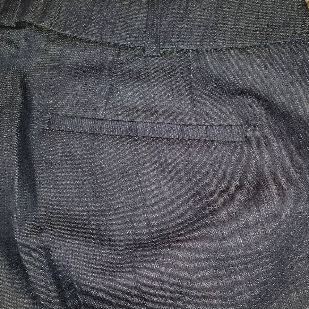 🆕 NY&Co Bermuda Short - Picture 5 of 8